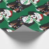 Custom Christmas Bernese Mt Dog Green Holiday Cadeaupapier (Hoek)