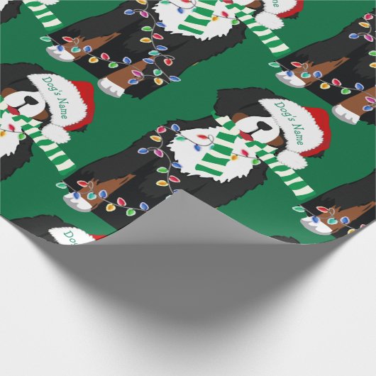 Custom Christmas Bernese Mt Dog Green Holiday Cadeaupapier (Hoek)