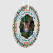 Custom Christmas Green Pink Family Photo Gift Ornament (voorkant)