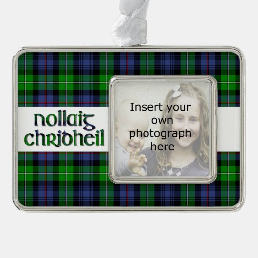 Custom Clan MacKenzie Tartan Nollaig Chridheil Verzilverd Omlijst Ornament (Voorkant)