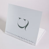 Custom Clean Elegant Monogram Zacht Groen Initiaal Notitieboek