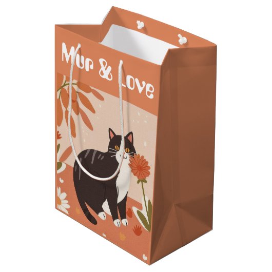 Custom Cute Smiling Cat with Mur & Love Text  Medium Cadeauzakje (Achterkant Gekanteld)
