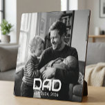 Custom Dad Established Modern Bold Photo Fotoplaat<br><div class="desc">White Dad Established Modern Bold Photo Design. Replace the photo with your own of your kids and change the years to the years you became a dad.</div>