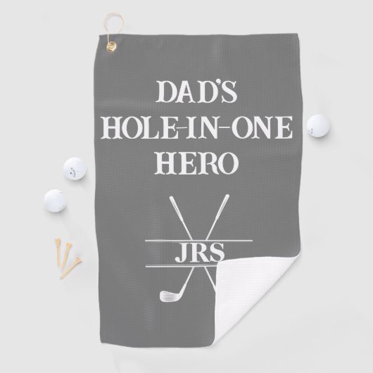Custom Dad's Hole-in-One Hero Initialen Grey&White Golfhanddoek (Insitu)