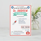 Custom Digital Kids Doctor Pretend Birthday Party Kaart (Staand voorkant)