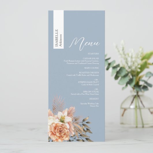Custom Dusty Blue Wedding Menu met Naam (Staand voorkant)