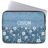 Custom Elegant Botanisch Blauw Faux Denim Look Laptop Sleeve (Voorkant)