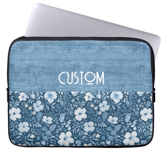 Custom Elegant Botanisch Blauw Faux Denim Look Laptop Sleeve (Voorkant)