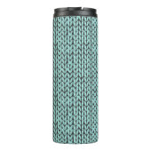 Custom Family Name Candle with Cozy Knit Pattern Thermosbeker (Achterkant)