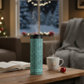 Custom Family Name Candle with Cozy Knit Pattern Thermosbeker