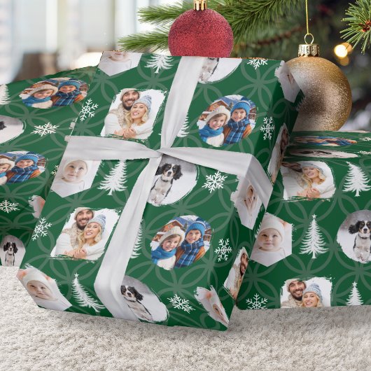 Custom Family Photo Collage Green Christmas Cadeaupapier