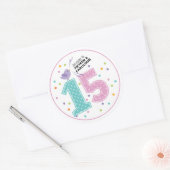 Custom Fifteen en Fabulous Roze Confetti Verjaarda Ronde Sticker (Envelop)