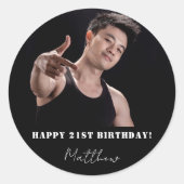 Custom foto zwart wit modern guy verjaardag ronde sticker (Voorkant)