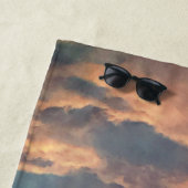 Custom Funny OOO Retro Summer Blue Sky Clouds Men  Strandlaken (In situ)