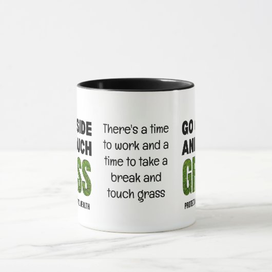 Custom GO OUTDOOR TOUCH GRASS Funny Humor Mok (Midden)