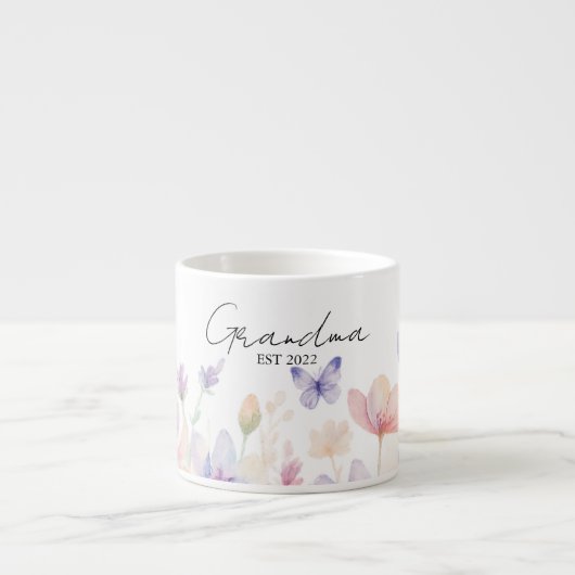 Custom Grandma Est. Year -  Flower and Butterfly  Espresso Kop (Voorkant)