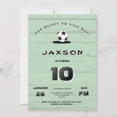 Custom Green Soccer Birthday Invitation Kaart (Voorkant)