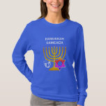 Custom HANUKKAH SAMEACH T-shirt<br><div class="desc">Elegant,  stijlvol HANUKKAH T-shirt,  ontworpen met faux gold menorah,  kleurrijke ster van David en zilver,  plus  GREETING - HANUKKAH SAMEACH,  zodat je je eigen groet kunt creëer,  bijvoorbeeld. Happy Chanukah. Ideaal voor het Hanukkah-seizoen. Kies uit een breed gedeelte van Hanukkah-kleding en geschenken,  ontworpen door Berean-Design.</div>