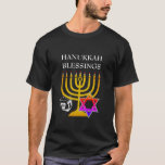 Custom HANUKKAH T-shirt<br><div class="desc">Elegant,  stijlvol HANUKKAH T-shirt,  ontworpen met faux gold menorah,  kleurrijke ster van David en zilver,  plus  GREETING,  zodat je je eigen groet kunt creëer. Ideaal voor het Hanukkah-seizoen. Kies uit een breed gedeelte van Hanukkah-kleding en geschenken,  ontworpen door Berean-Design.</div>