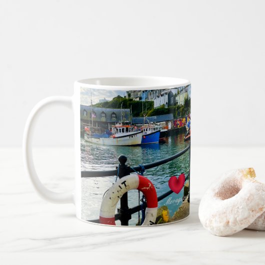 Custom Heart Mevagissey Harbour Lifebuoy Cornwall Koffiemok (Met donut)