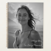 Custom Her Portrait – Simple Photo Gift for Her Planner (Voorkant)