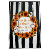 Custom Hey Boo Trick or treat Ghost Floral Design Medium Cadeauzakje (Achterkant)