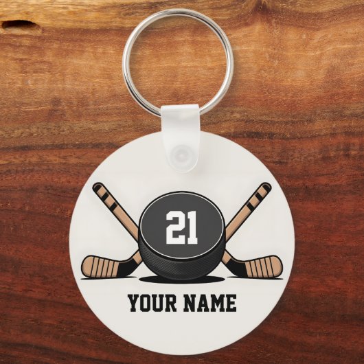 Custom Hockey Puck and Sticks Keychain (Voorkant)