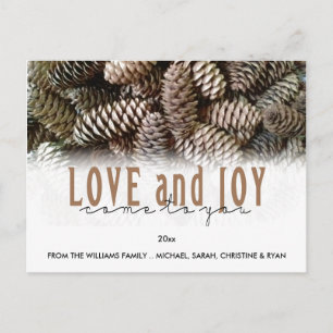 Custom Holiday Love and Joy Pine Cone Feestdagenkaart