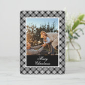 Custom Holiday Photo Card in Modern Plaid Feestdagenkaart (Staand voorkant)