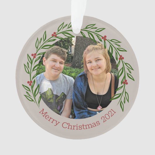 Custom Holly Elegant Family Photo Ornament (voorkant)