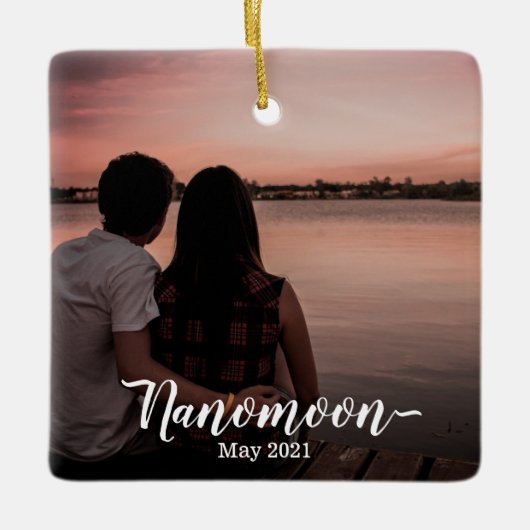 Custom Honeymoon Nanomoon Minimoon foto souvenir Keramisch Ornament (Voorkant)