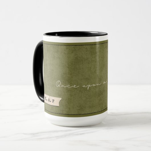 Custom Initial Moss Green Forest Storyteller Mug Mok (Voorkant links)