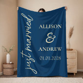 Custom Just Married Blanket Gift for Newlyweds Fleece Deken
