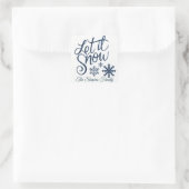 Custom LET IT SNOW Kerstvakantie Blauw Wit Vierkante Sticker (Tas)