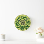 Custom Lime Green Playful Cat Clock Ronde Klok (Huis)