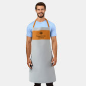 Custom Logo Bedrijfsnaam Grijs Sinaasappel Schort (Gedragen)