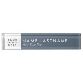 Custom Logo Dusty Blue White Naambordje (Voorkant)
