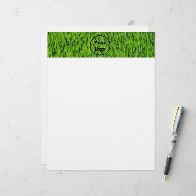 Custom logo green grass briefhoofd (Voorkant / Achterkant in situ)