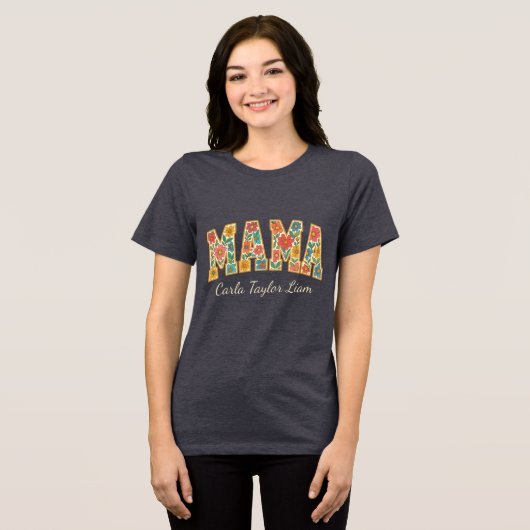 Custom Mama met Kinder namen of het laatste jaar Tri-Blend Shirt (Voorkant volledig)