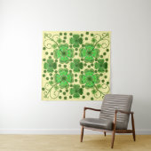 Custom Metallic Green Clover & Swirl Pattern  Wandkleed (In situ)
