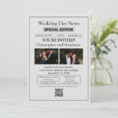 Custom Minimalist Modern Script Newspaper Wedding Kaart (Staand voorkant)
