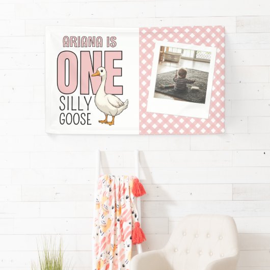 Custom Modern Een Gekke Gans Eerste Verjaardag Par Spandoek (Insitu)