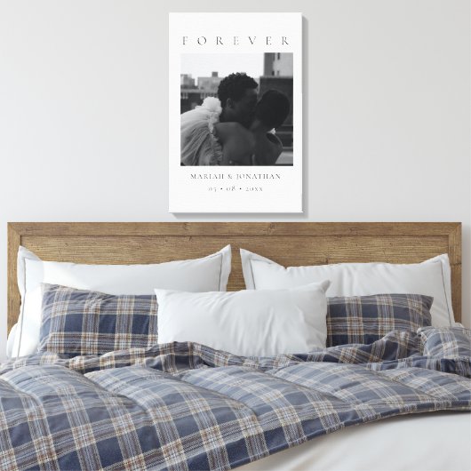 Custom Modern Elegant Minimal Pas getrouwd Gift Canvas Afdruk (Insitu (Slaapkamer))
