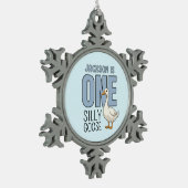 Custom Modern One Silly Goose First Birthday Tin Sneeuwvlok Ornament (Links)