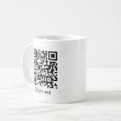 Custom Modern QR Code Scan Me Sjabloon Wit Koffiemok (Voorkant links)
