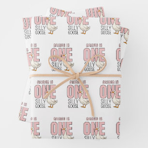 Custom Modern Roze Een Gekke Gans Eerste Verjaarda Inpakpapier Vel