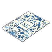 Custom Monogram Chinoiserie Blauw en Wit Notitieboek (Linkerzijde)