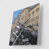 Custom Motorbike in Bath. Vierkante Klok (Hoek)