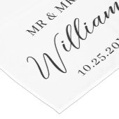 Custom Mr & Mrs Wedding Table Runner  Lange Tafelloper (Hoek)