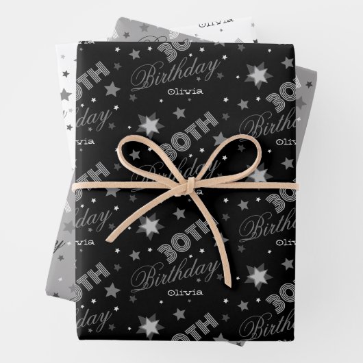 Custom Name 30th Birthday Typography Inpakpapier Vel (In situ)